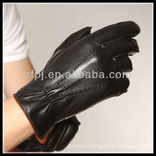 2013 CCTV man dressing leather palm gloves